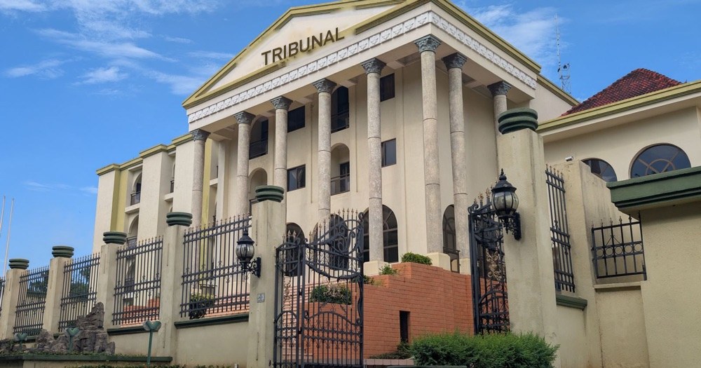 Bâtiment illustrant le tribunal
